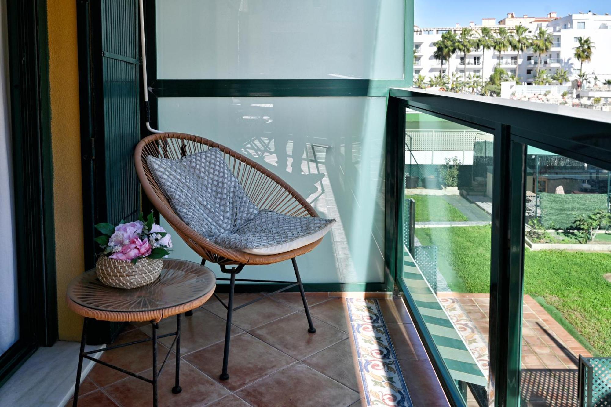 Love Rent4 Malaga Alamar Torremolinos Exterior photo