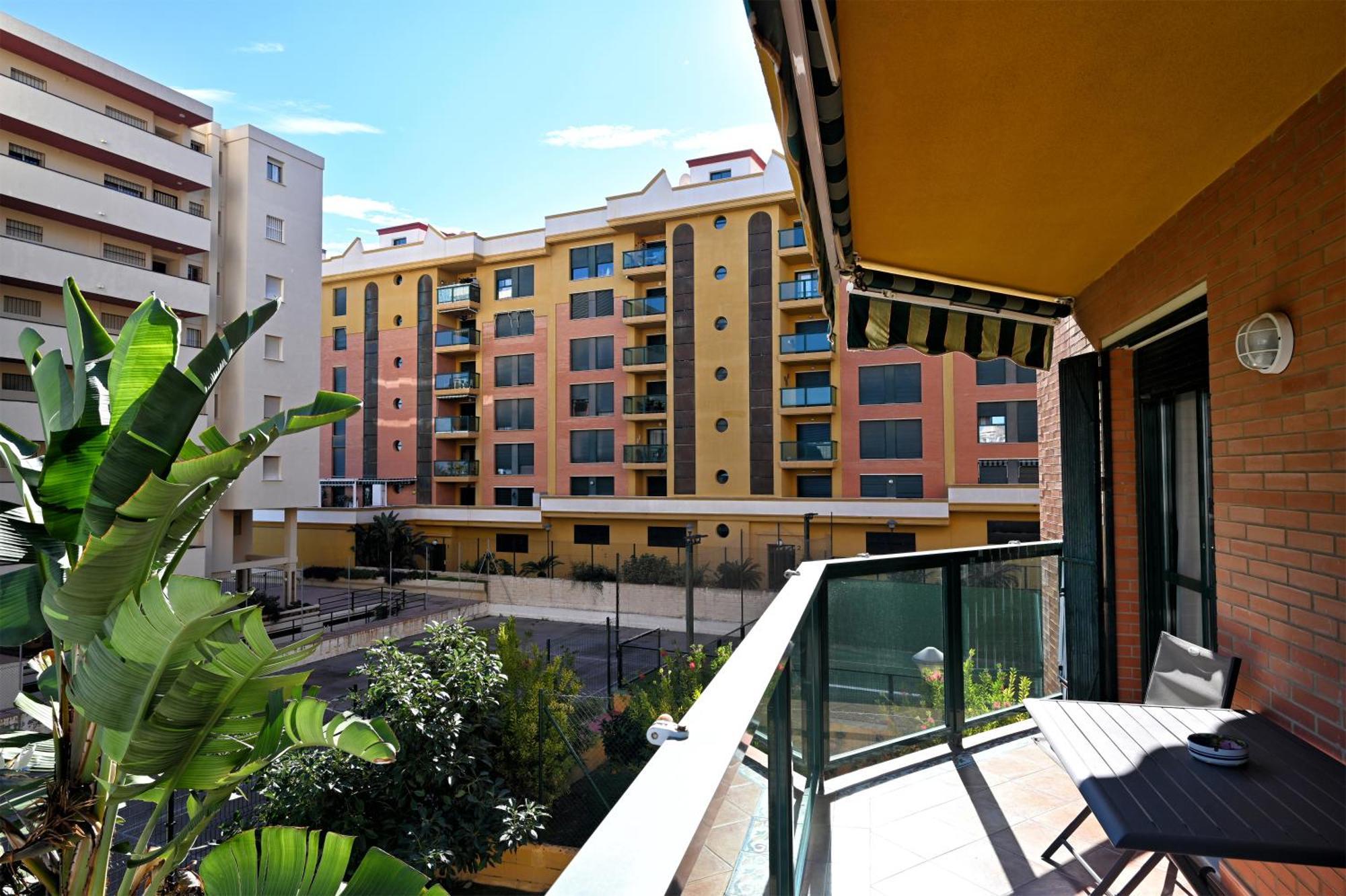 Love Rent4 Malaga Alamar Torremolinos Exterior photo