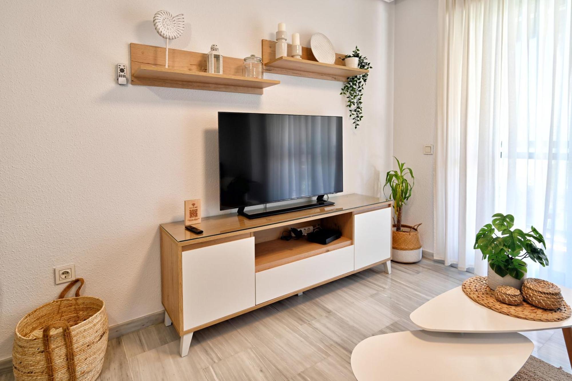 Love Rent4 Malaga Alamar Torremolinos Exterior photo